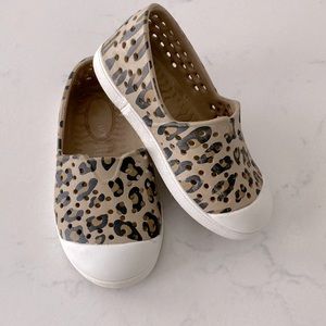 Old Navy leopard sneakers
